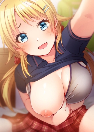 スポブラ付けた女の子のエロ画像