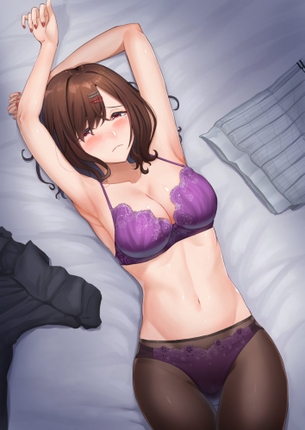 【ワキ】恥じらいながらバンザイして両腋を見せてくれてる女の子の画像
