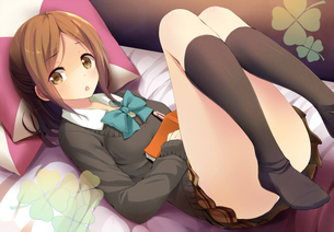 女の子のムチムチな太ももに顔を挟まれたいｗ