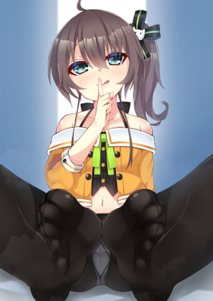 【二次】画面越しに濃厚な匂いが伝わってきそうなパンストタイツ女子画像