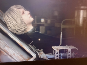 バイオRE4でアシュリーの虫除去シーンを全裸MODにして見てみようとした結果