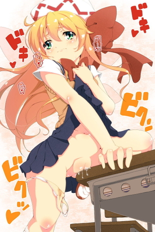 「めっちゃ気持ちいじゃん……」覚えたての女の子とかがついヤっちゃう？ｗ 机の角とかにアソコ擦り付けちゃう『角オナ』画像♪