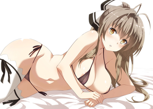 エロい体付きにはやっぱりマイクロ水着が似合うねｗ