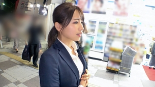 【AV画像】花崎こはる ナンパされてお持ち帰りされるスーツ姿の美人OL 26枚