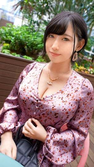 【AV画像】夏目藍果 自宅の料理教室に男を誘い込んでいる経験人数100人超えのセレブ妻 31枚