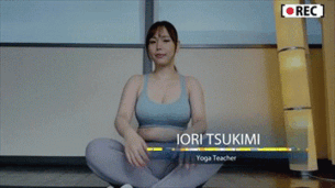 【AV画像GIF】月見伊織 M男を躾けるHカップ爆乳の豊満ヨガインストラクター 20枚