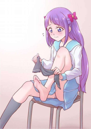 [プリキュア][エロ画像]キュアセレーネの使用済み靴下で自己顕示欲を満たしたよ～♪