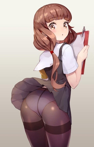 [かぐや様][エロ画像]伊井野ミコのタイツごしのパンチラで抜いたよ♪
