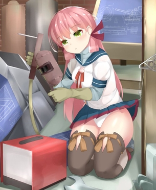 【2次】むっちりエッチなパンチラ画像13