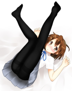 【けいおん】平沢唯ちゃんの撫で回したい黒タイツ画像