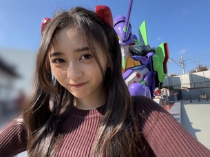 【動画】陰キャ女子、エヴァのアスカのモノマネをしてしまう
