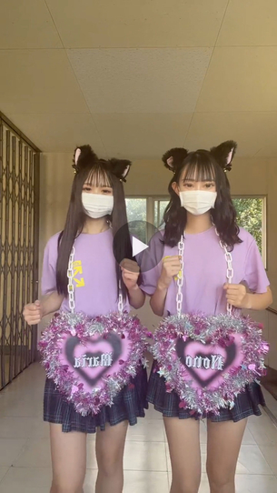 【動画】JKさん、ママのベリーダンス衣装を着てあたシコダンスしてしまう