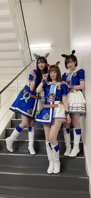 【朗報】美人声優さん、惜しげもなく太ももを露出してしまうwwwwwww