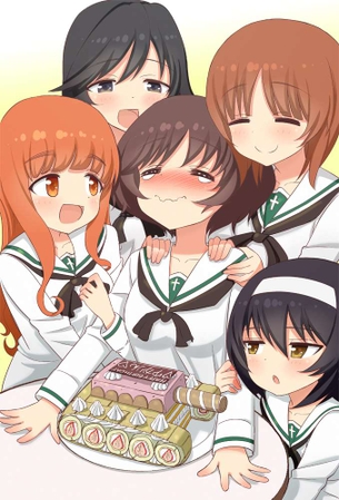 【HAPPY BIRTHDAY】ケーキと共にお誕生日を祝って貰ってる女子・・・