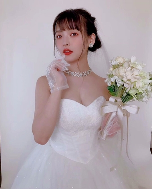 上坂すみれさん、エロウェディングドレスを着て子作りアピールしてしまうwwwwwww