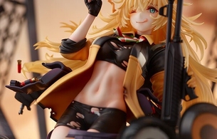『ドールズフロントライン』S.A.T.8の服が破れてスパッツからパンツチラ見えのエロフィギュア