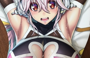 対魔忍になった『すーぱーそに子』のとんでもなくエロい等身大おっぱいマウスパッド！