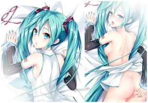 初音ミクの悩殺必死のセクシーポーズのエロ画像！【ボーカロイド】