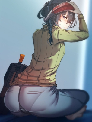 パンティーラインのエロ画像フォルダを解放していく