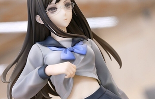 『十三機兵防衛圏』薬師寺恵のエロい服をめくってお腹を見せてるエロフィギュア！
