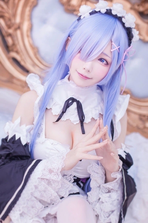 【画像あり】美少女「リゼロのレムのエロエロコスプレしたよ！」←これwwwwwww