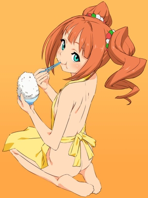 裸エプロンのエッチな魅力が分かるエロ画像