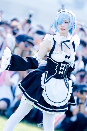 【えっち】No. 1コスプレイヤーのえなこさんがレムコスが可愛すぎると話題にこれもう2次元超えただろwwwwwww
