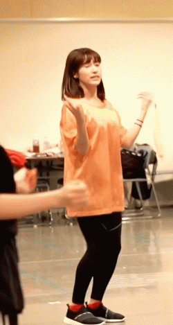 ラブライブ！サンシャイン！！に興味ないやつこい！！たった一枚の画像（gif）で虜にしてやるわwwww