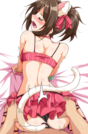【二次】バックから挿入されてガンガン突かれてる女の子のエロ画像
