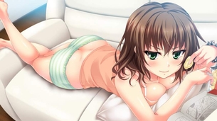 【女兄弟の居る家庭の日常】ソファーに寝転んでパンチラしてる二次エロ画像
