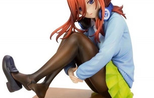 『五等分の花嫁』中野三玖のエロいタイツの太ももや足がめっちゃエロいフィギュア！