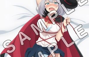 アニメ『手品先輩』BD店舗特典でエロいパンツ丸見え姿や縛られてるエロイラストなど！