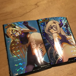 【悲報】ヒロアカのカードゲームがエロすぎて親御さんを絶句させてしまう……