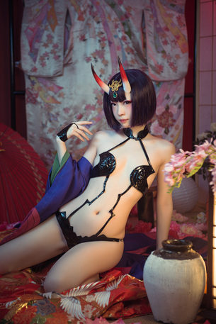 【神画像】中華娘のFGOコスプレ、エロすぎる問題wwwwwwww